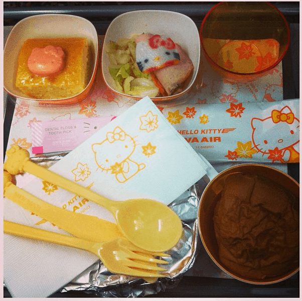 Hello Kitty Plane meal