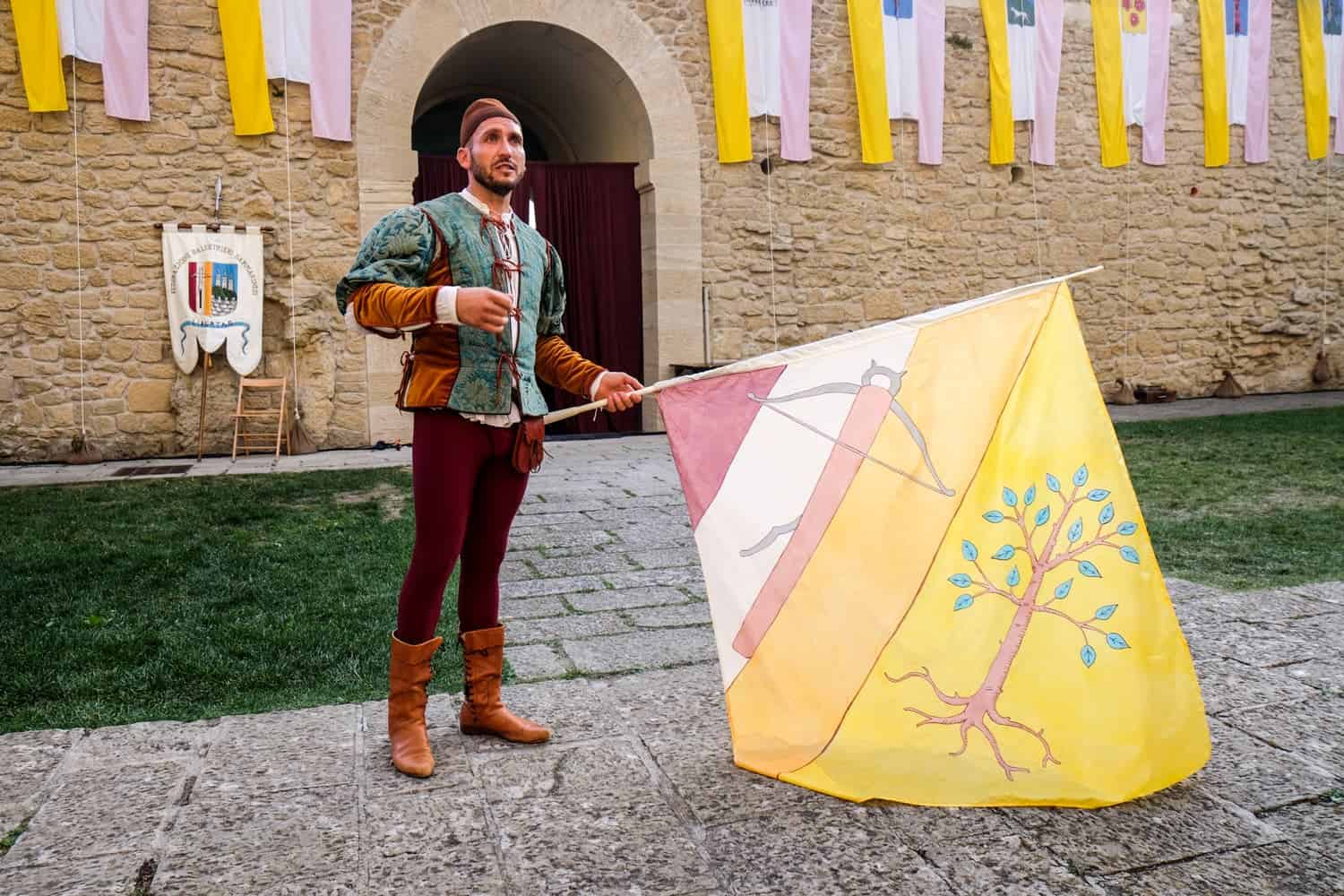 Medieval Festival in San Marino, Medieval Days Flag Waver
