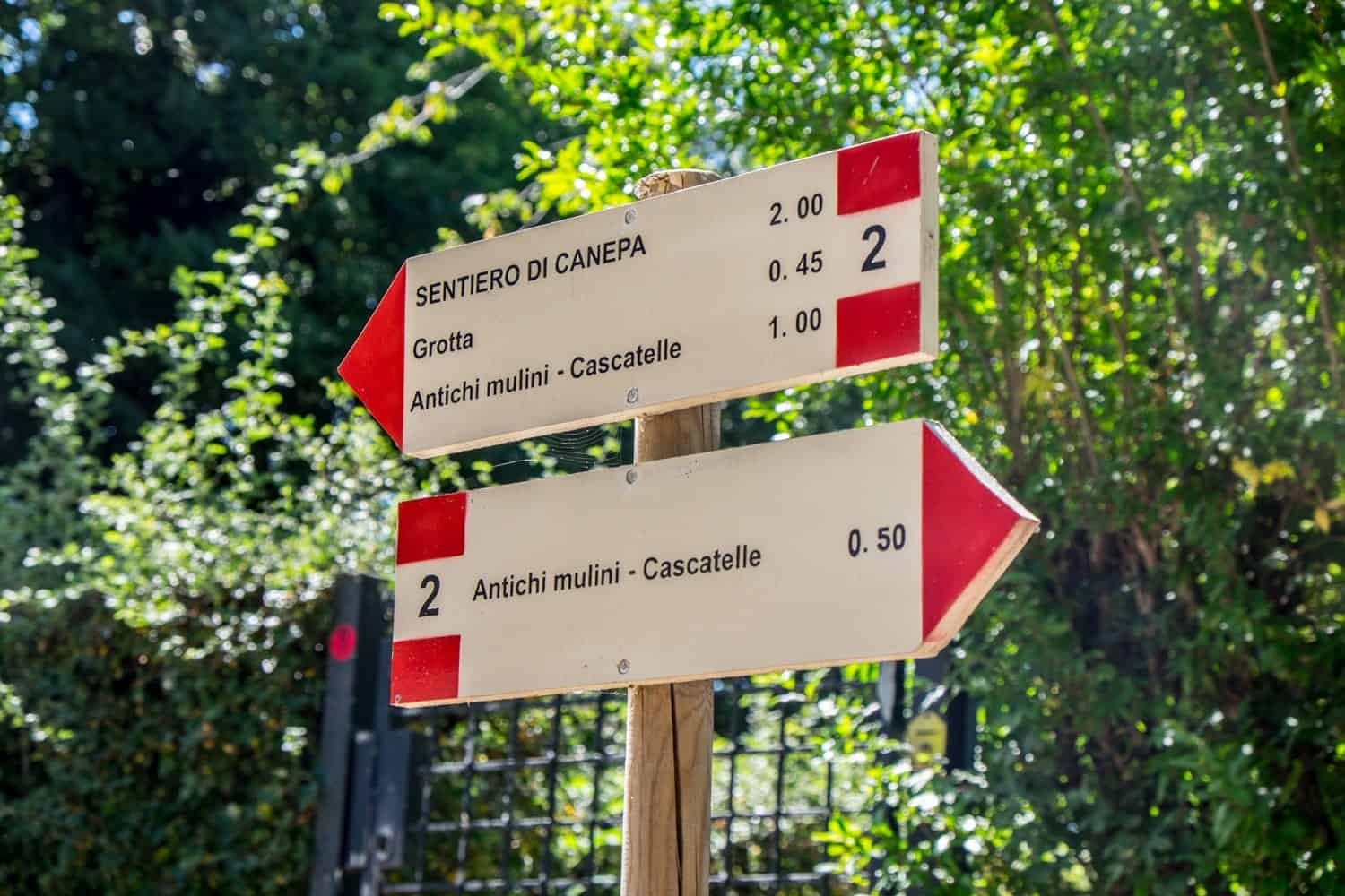 Hiking trail signs in San Marino