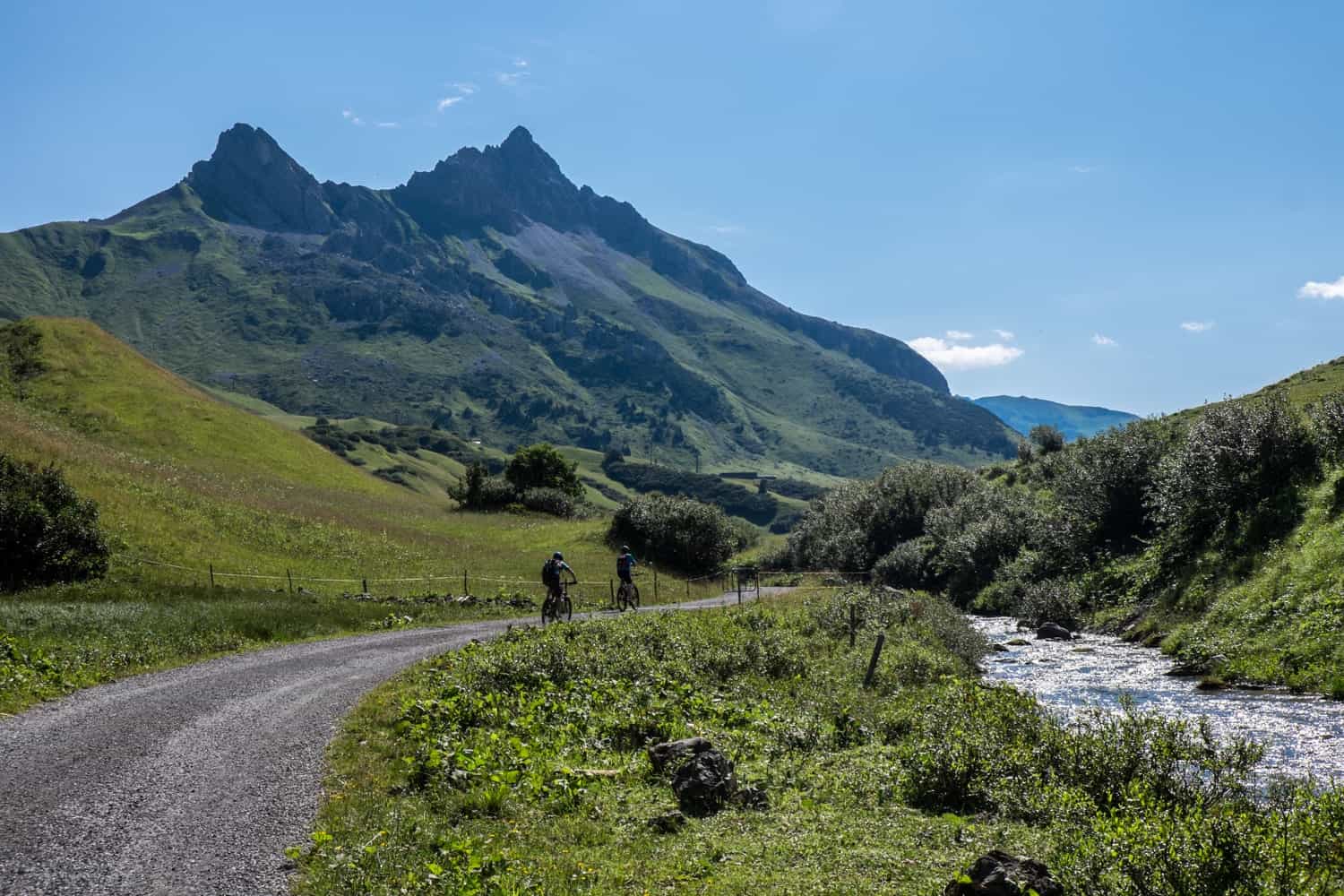 Hiking and biking trails in Lech with a mountain backdrop 