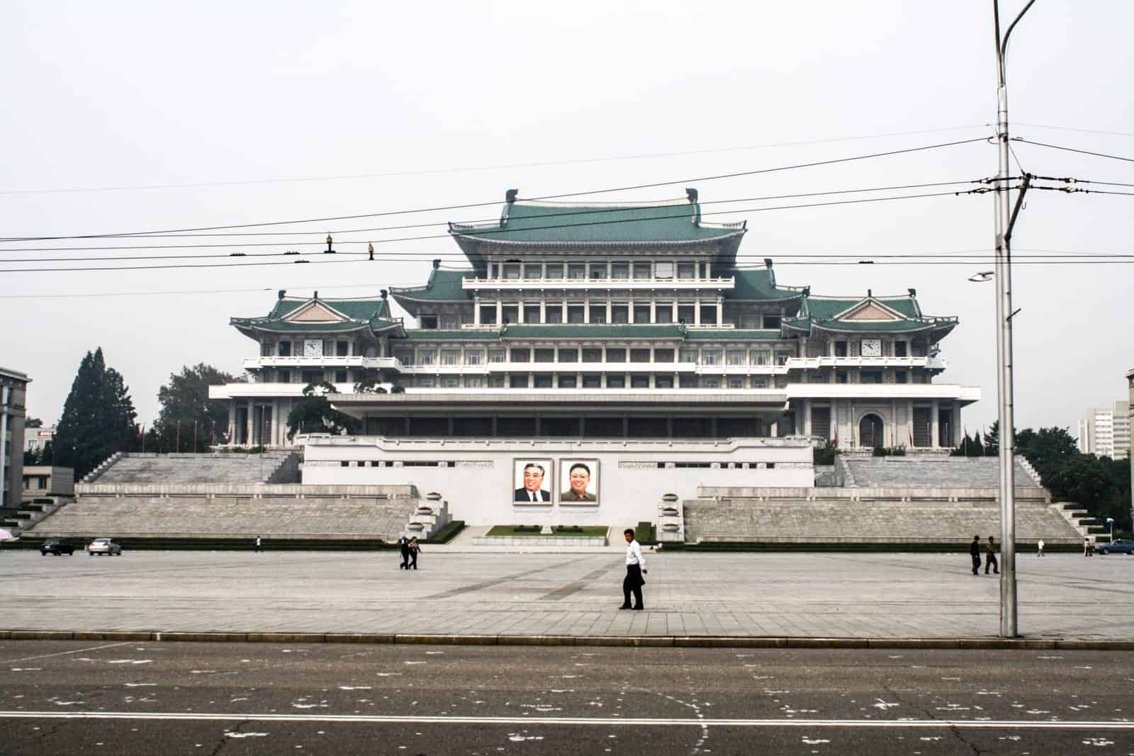 Sights in Pyongyang that you see on a guided tour to North Korea