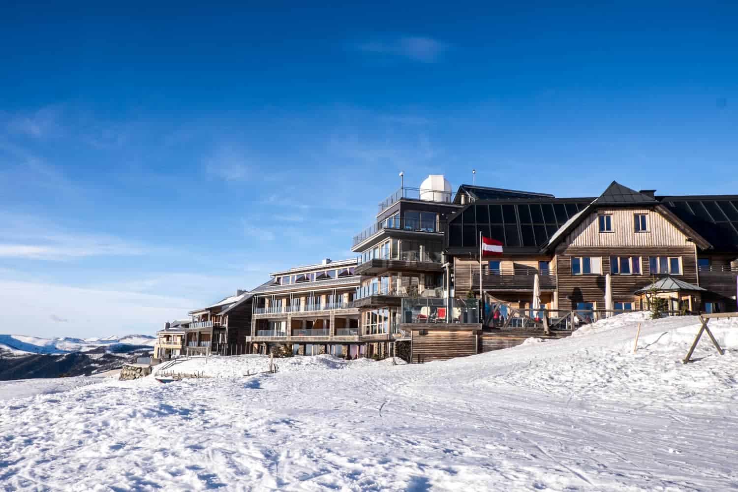 Stay in the Alpinhotel Pacheiner in Gerlitzen Alpe, Austria