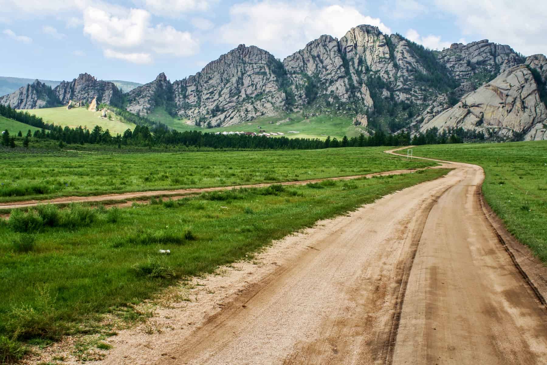 Visiting the mountain backed Terelj National Park Mongolia