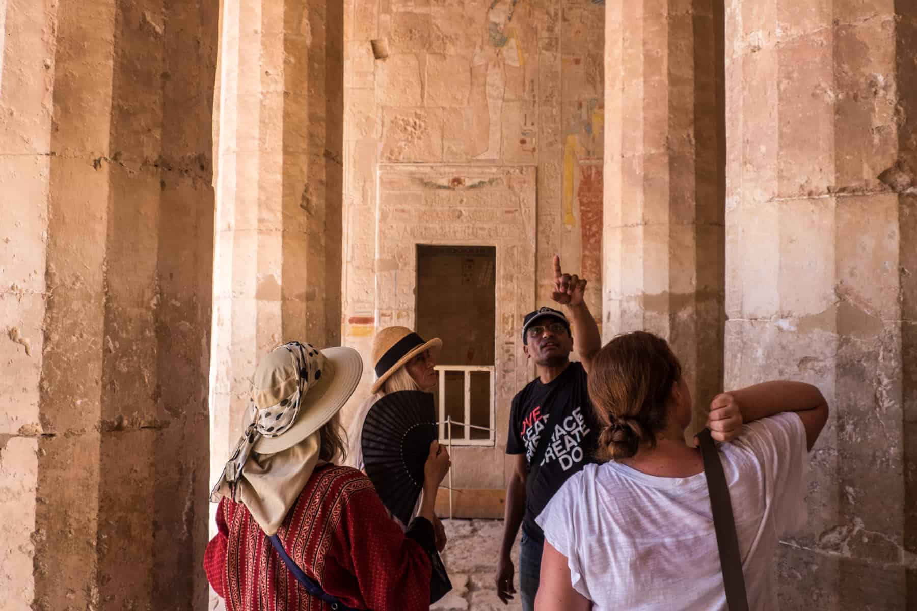 finding a tour guide in egypt